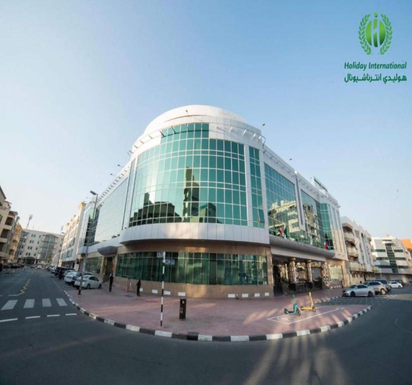 Khám Phá Dubai: Tuyển Chọn Khách Sạn Sang Trọng Độc Đáo Gần Ga Al Fahidi