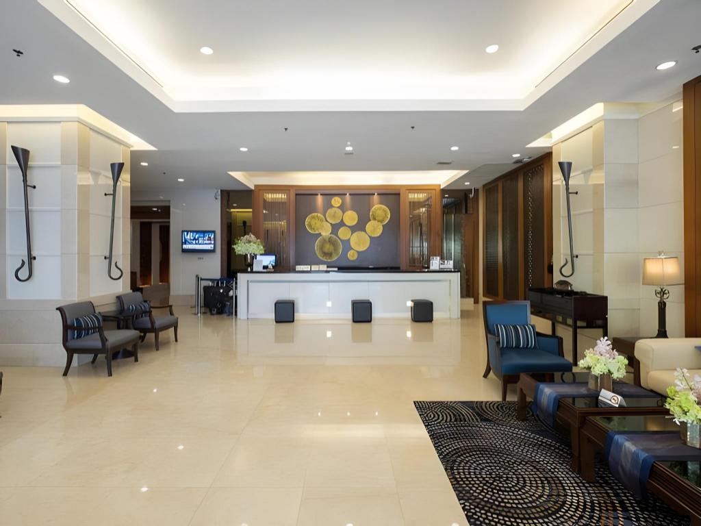 Khám phá Bangkok Riverside: Nơi nghỉ dưỡng sang trọng bên sông Chao Phraya